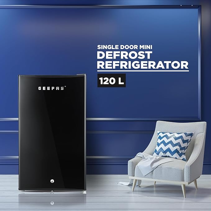 Geepas Tek Kapılı Mini Defrost Buzdolabı 120LT Siyah (1212BXE)